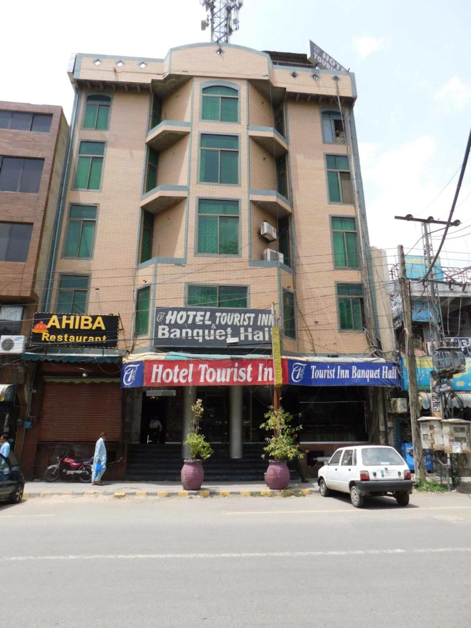 Hotel Tourist Inn Лахор Екстериор снимка